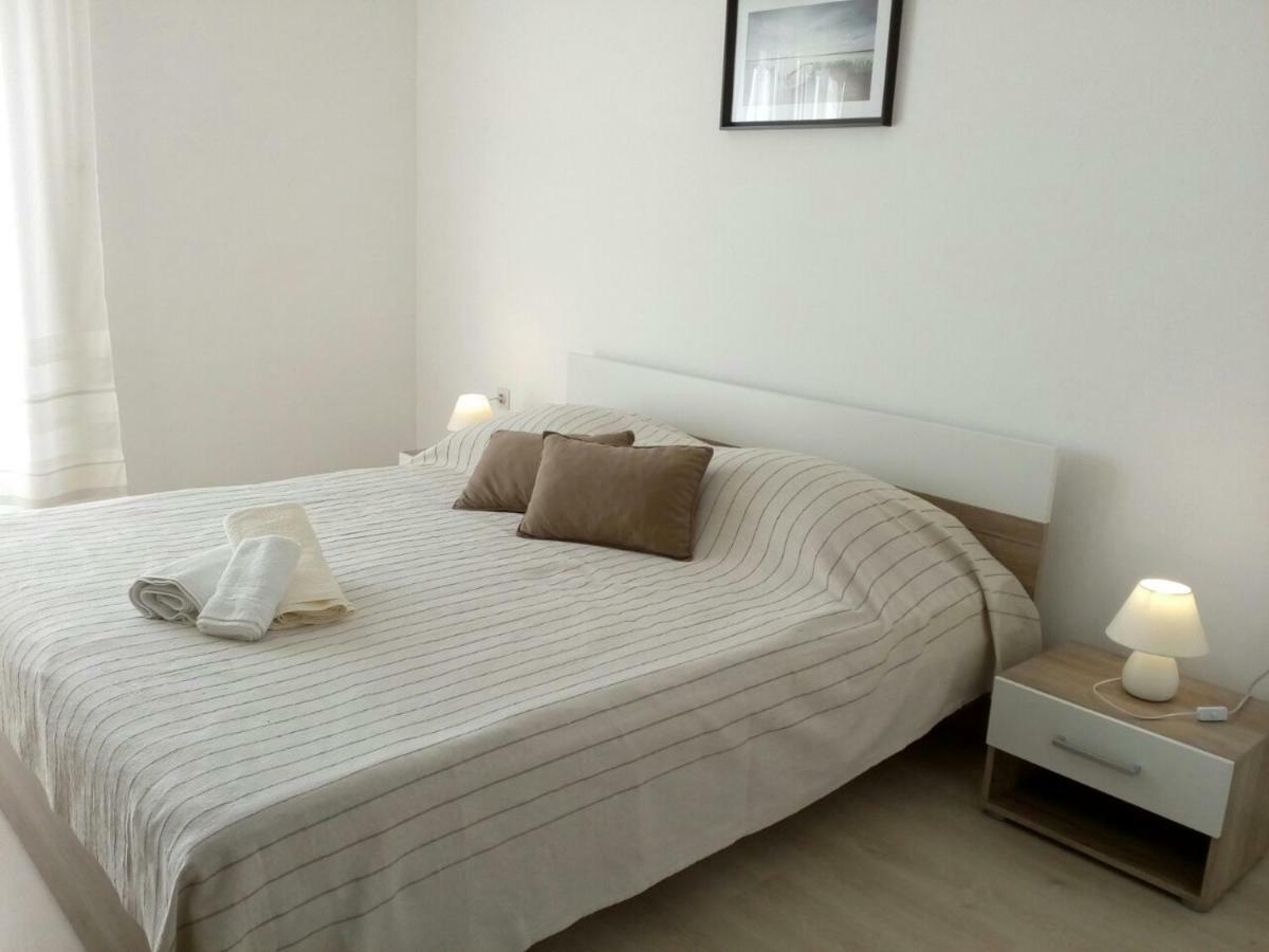 Apartman Knapic Koromačno Εξωτερικό φωτογραφία