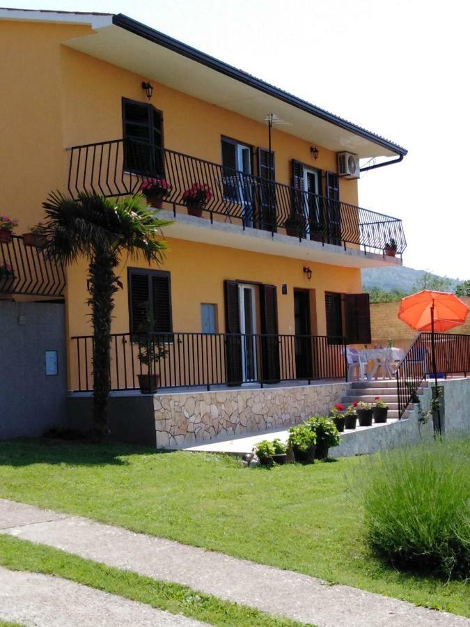 Apartman Knapic Koromačno Εξωτερικό φωτογραφία